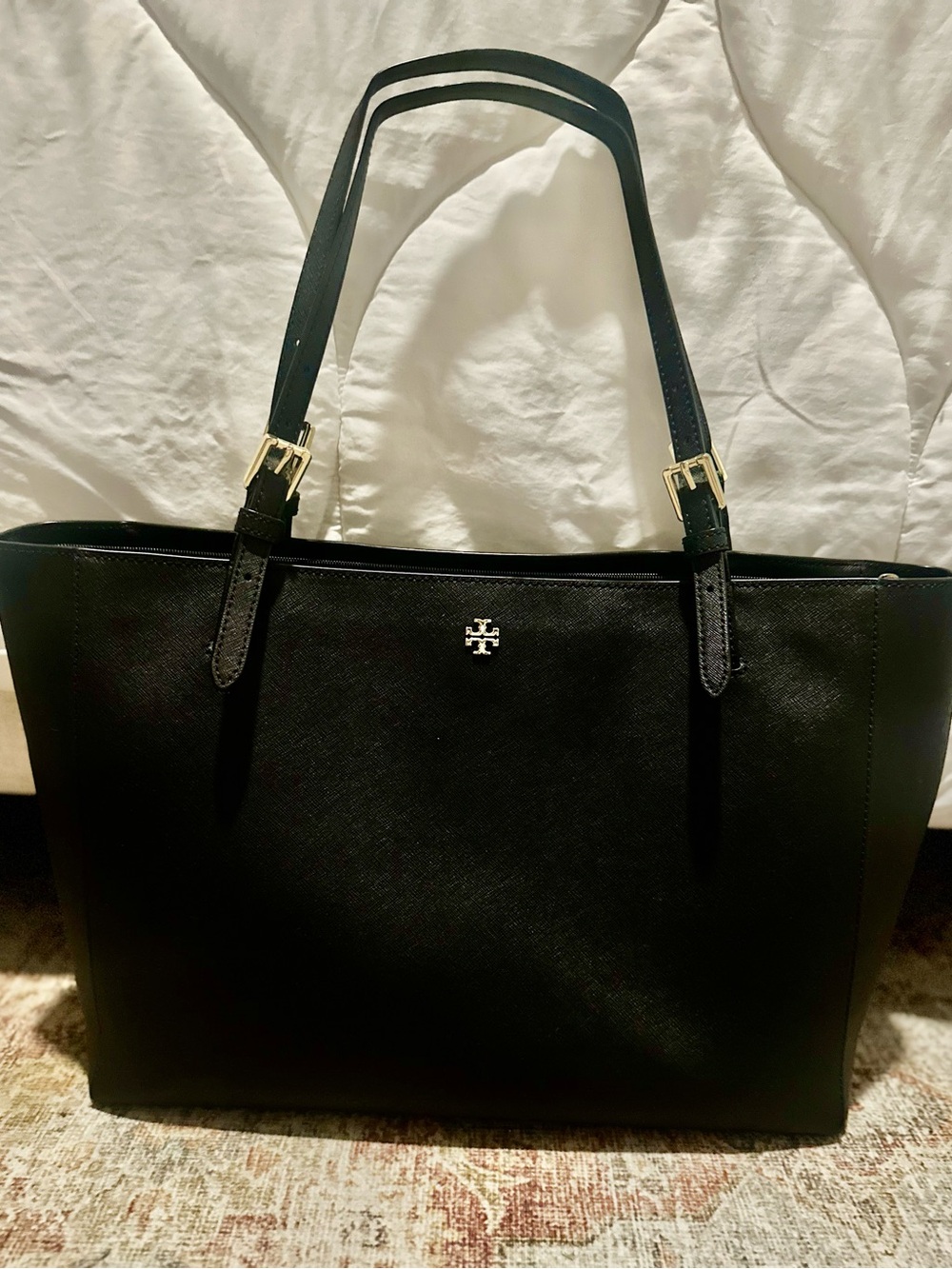 Tory Burch Black York Gold Buckle Hardware Leather Tote. EXCELLENT Condition. - Picture 2 of 9